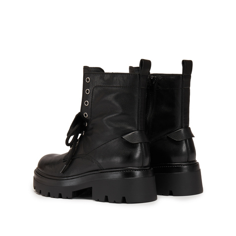 思加图2025冬季新款胡椒乐队马丁靴中靴厚底时装靴女靴皮EIW04DZ5