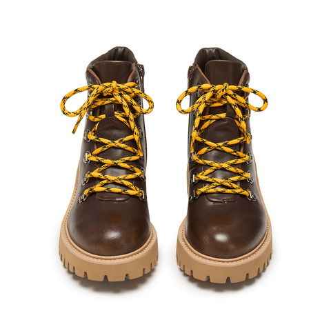 思加图2025冬季新款小黄蜂复古马丁靴工装靴短靴厚底女靴EGB53DD5