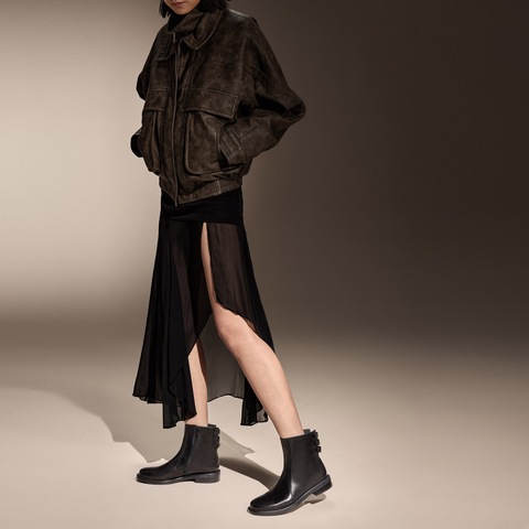 思加图2025冬季新款英伦风短靴粗跟时装靴黑色气质女靴EAJ43DD5