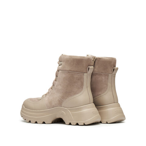 思加图2025冬季新款复古雪地靴中靴保暖厚底时装靴女靴EAH03DZ5