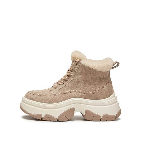思加图2025冬季新款复古雪地靴保暖短靴厚底增高时装靴女Y9122DD5