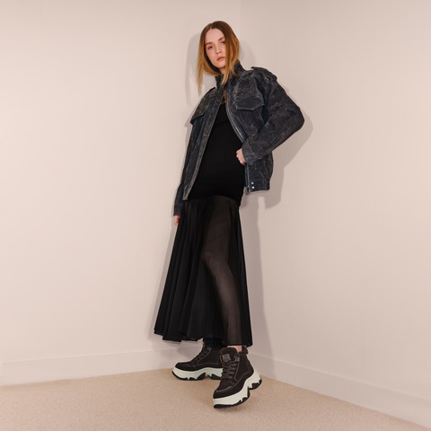 思加图2025冬季新款复古雪地靴保暖短靴厚底增高时装靴女Y9122DD5