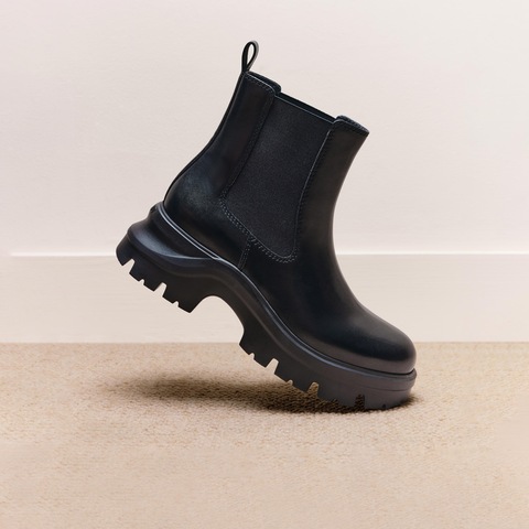 思加图2025冬季新款英伦风切尔西靴烟筒靴中靴时装靴女靴EIU05DZ5