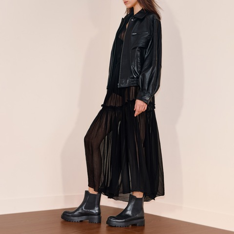 思加图2025冬季新款英伦风切尔西靴烟筒靴中靴时装靴女靴EIU05DZ5