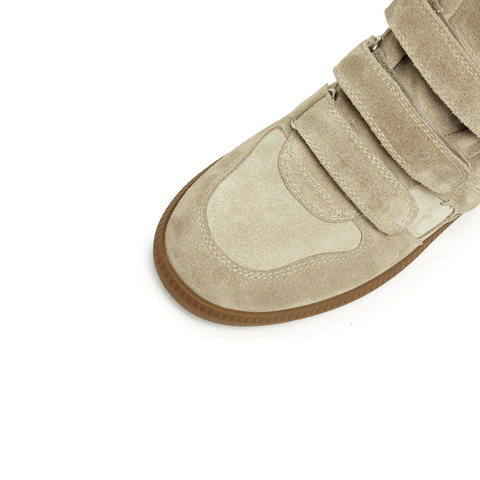 思加图2025冬季新款复古运动靴短靴加绒保暖时装靴女靴子L2088DD5