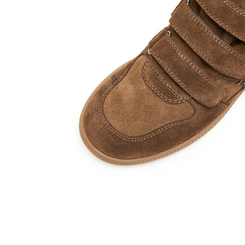 思加图2025冬季新款复古运动靴短靴加绒保暖时装靴女靴子L2088DD5