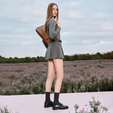 思加图2026春季新款英伦风乐福鞋一脚蹬小皮鞋粗跟女单鞋9UL21AA6