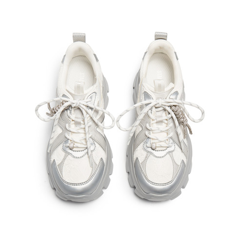 思加图2026春季新款百搭老爹鞋小白鞋厚底运动休闲鞋女鞋ECE14AM6