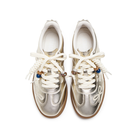 思加图2026春季新款蝴蝶音符德训鞋阿甘鞋休闲鞋平底鞋女EE933AM6