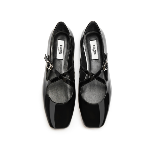 思加图2026春季新款爱丽丝玛丽珍鞋平底鞋法式单鞋女小皮鞋R0522AQ6