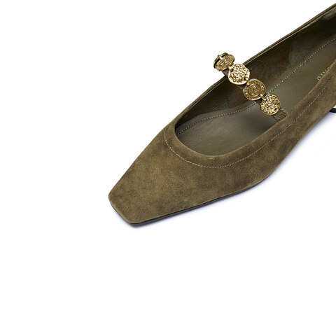 思加图2026春季新款多宝鞋玛丽珍鞋平底鞋浅口鞋法式女单鞋EWV03AQ6