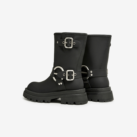 Tata/他她2023冬商场同款时尚帅气百搭骑士靴女靴新款W5P02DZ3