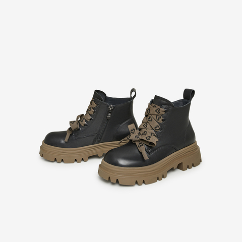 Tata/他她2023冬商场同款时尚休闲撞色甜美风女靴WE901DD3