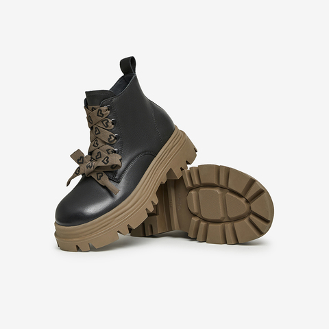 Tata/他她2023冬商场同款时尚休闲撞色甜美风女靴WE901DD3