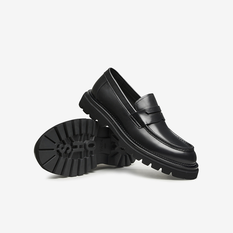 Tata/他她2023冬时尚休闲大气圆头厚底皮鞋男士新款NEH01DM3