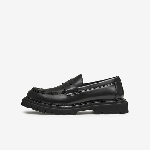 Tata/他她2023冬时尚休闲大气圆头厚底皮鞋男士新款NEH01DM3