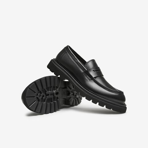 Tata/他她2023冬时尚休闲大气圆头厚底皮鞋男士新款NEH01DM3