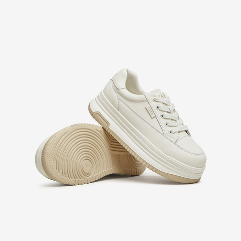 Tata/他她2024春时尚休闲百搭厚底圆头休闲鞋女新款DWBX1AM4