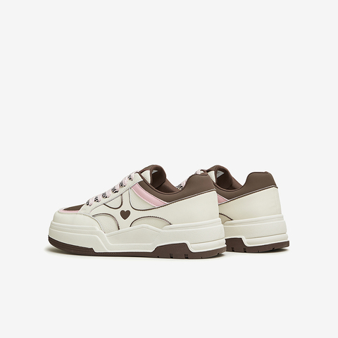 TATA/他她2024春商场同款运动潮流时尚厚底女板鞋新款WJ801AM4