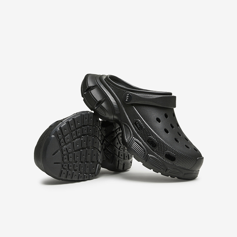 Tata/他她2024秋女时尚休闲洞洞鞋新款HHZ01CH4