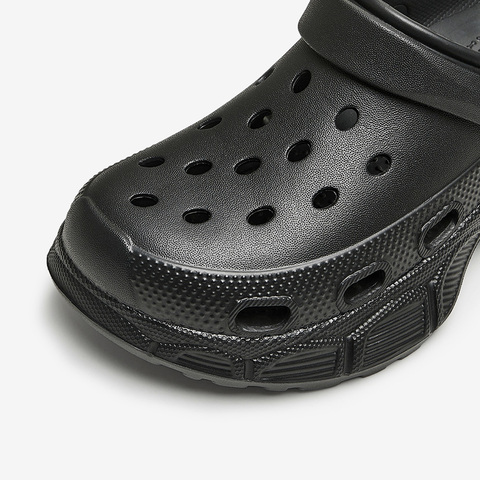 Tata/他她2024秋女时尚休闲洞洞鞋新款HHZ01CH4