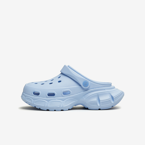 Tata/他她2024秋女时尚休闲洞洞鞋新款HHZ01CH4