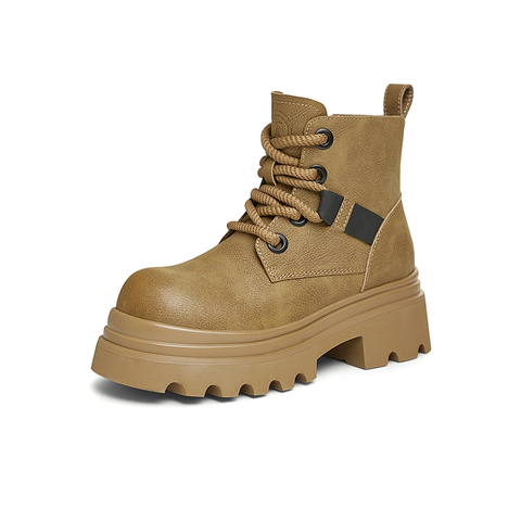 TATA/他她2024冬商场同款时尚休闲马丁靴女新款CGP01DD4