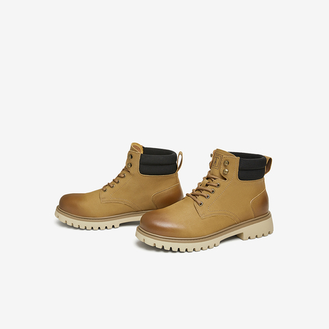 TATA/他她2024冬商场同款时尚休闲马丁靴男新款28953DD4