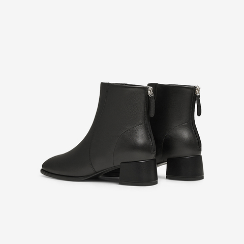 TATA/他她2024冬商场同款时尚休闲时装短靴女新款7AC56DD4