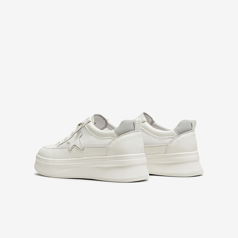 Tata/他她2024夏时尚百搭休闲板鞋女鞋WJN16BM4