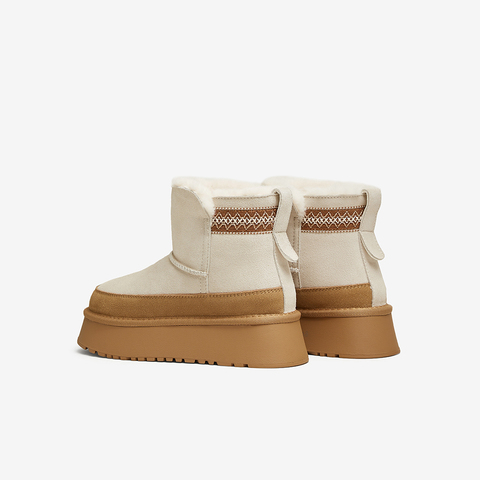 TATA/他她2024冬商场同款时尚休闲雪地靴女新款WDX39DD4