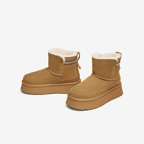 TATA/他她2024冬商场同款时尚休闲雪地靴女新款WDX39DD4