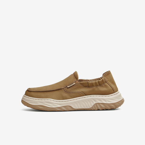 TATA/他她2025春商场同款时尚休闲运动鞋男新款VLT01AM5