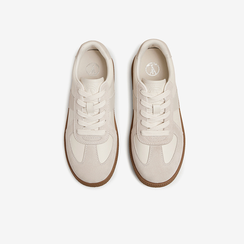 TATA/他她2025春商场同款时尚休闲德训鞋女新款SNK01AM5