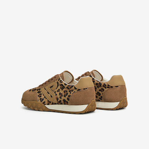 TATA/他她2025春商场同款时尚休闲阿甘鞋女新款CYJ01AM5