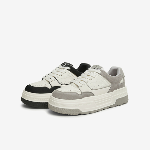 TATA/他她2025春商场同款时尚休闲板鞋女新款SND01AM5