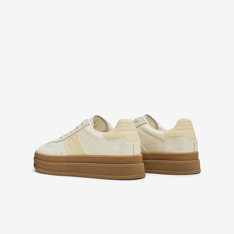 TATA/他她2025春商场同款时尚休闲女德训鞋新款CXD01AM5