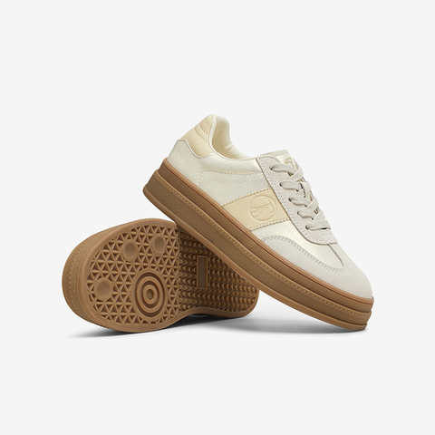 TATA/他她2025春商场同款时尚休闲女德训鞋新款CXD01AM5