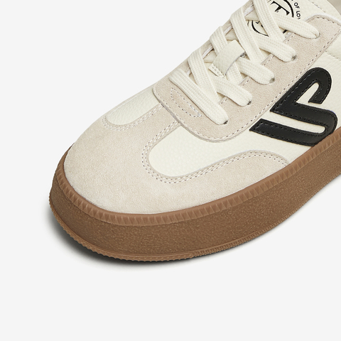 TATA/他她2025春商场同款时尚休闲圆头女鞋新款CWH01AM5