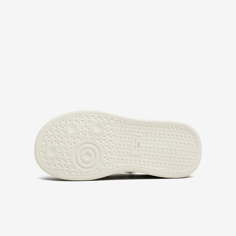 TATA/他她2025春商场同款运动时尚休闲女板鞋新款CT901AM5