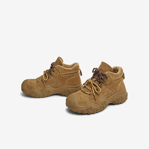 TATA/他她2025春商场同款时尚休闲运动鞋女新款CZV01AD5