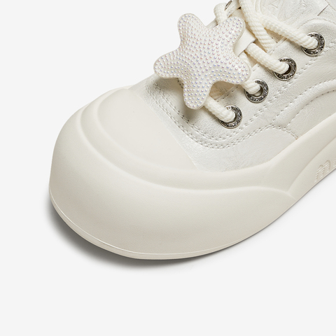 TATA/他她2025夏商场同款时尚休闲女板鞋新款CP301BM5