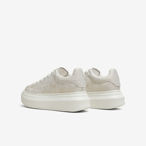 TATA/他她2025春运动休闲厚底女板鞋新款WU504AM5