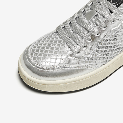 TATA/他她2025春时尚休闲厚底女板鞋新款CP901AM5