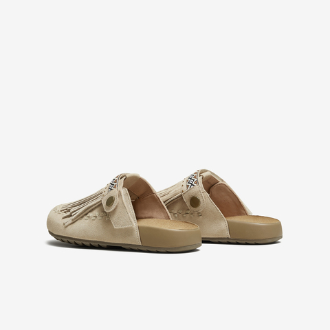 TATA/他她2025秋商场同款时尚休闲勃肯鞋女新款YTP01CH5