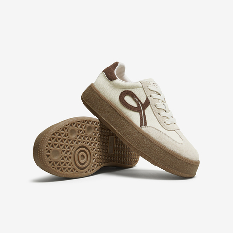 TATA/他她2025秋商场同款百搭休闲女德训鞋新款CWH06CM5