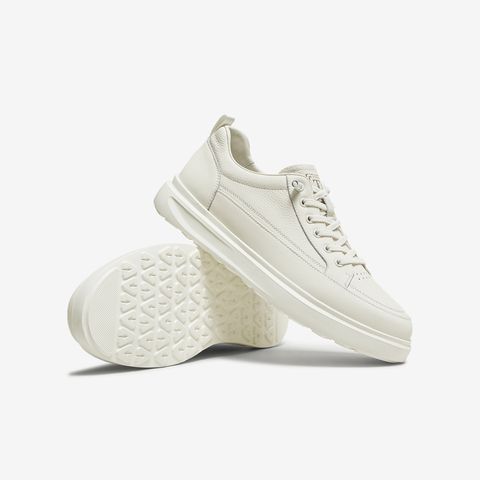 TATA/他她2025秋休闲男士简约百搭板鞋新款VNN01CM5