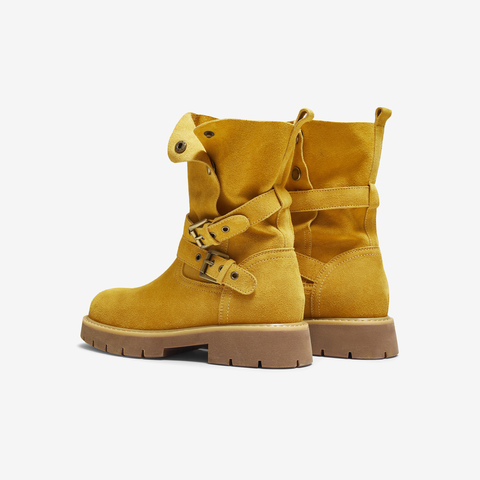 TATA/他她2025冬时尚百搭女休闲靴新款CF501DZ5