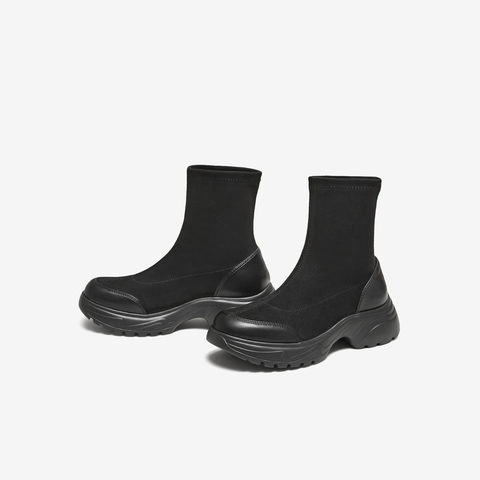 TATA/他她2025冬商场同款时尚休闲女靴百搭弹力靴新款7PJ60DZ5