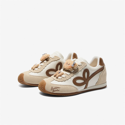 TATA/他她2025秋商场同款时尚简约休闲圆头女阿甘鞋新款GXW01CM5